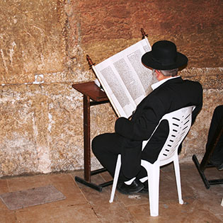 Tora i Talmud – księgi judaizmu