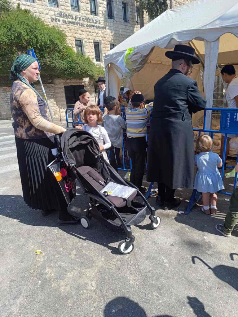 Mea Shearim dla dorosłych, czyli o prześcieradle z dziurką