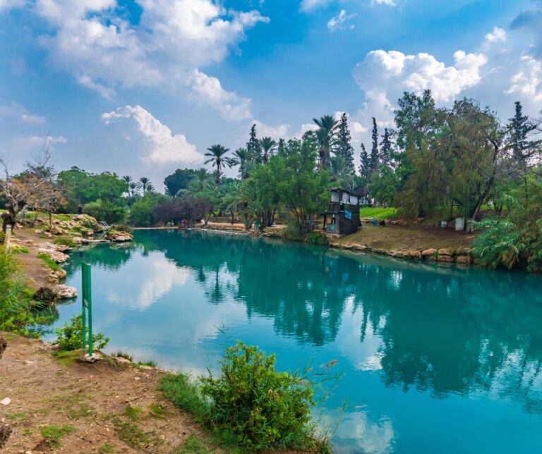 Izraelskie Malediwy: Sahne – naturalny raj w sercu Izraela